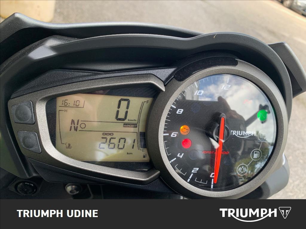 TRIUMPH Street Triple 765 R