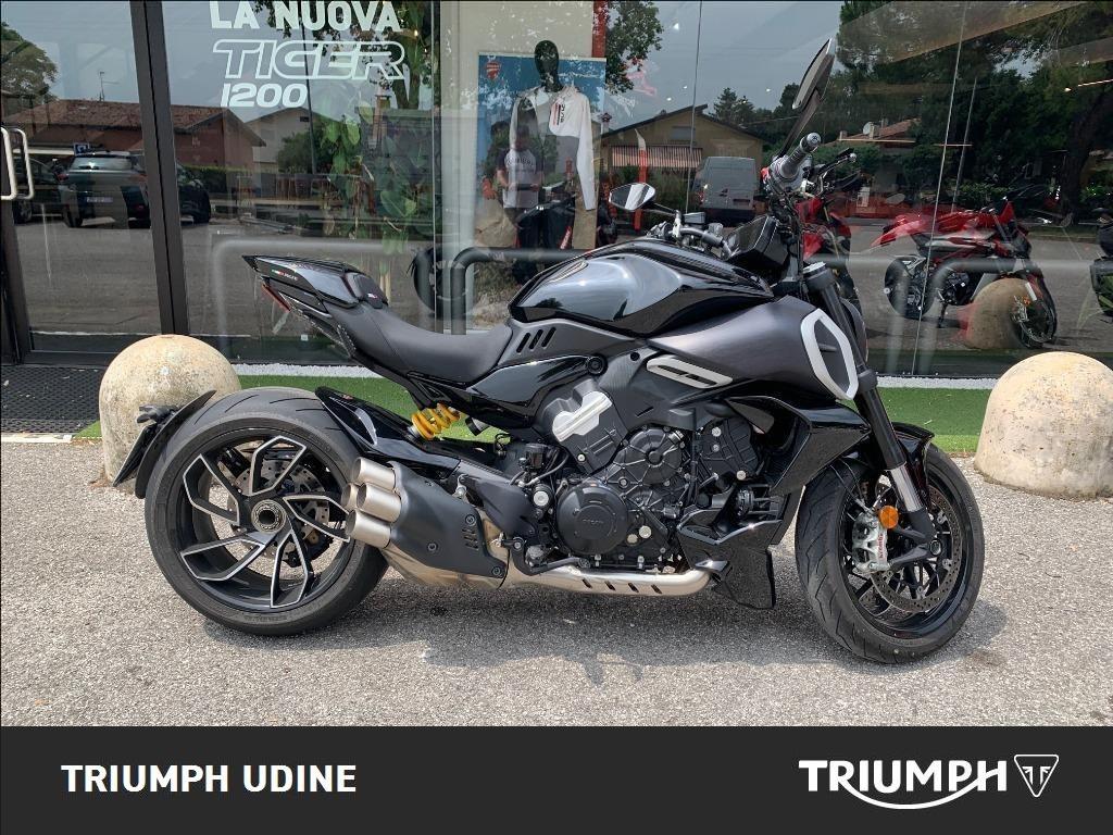 DUCATI Diavel V4 