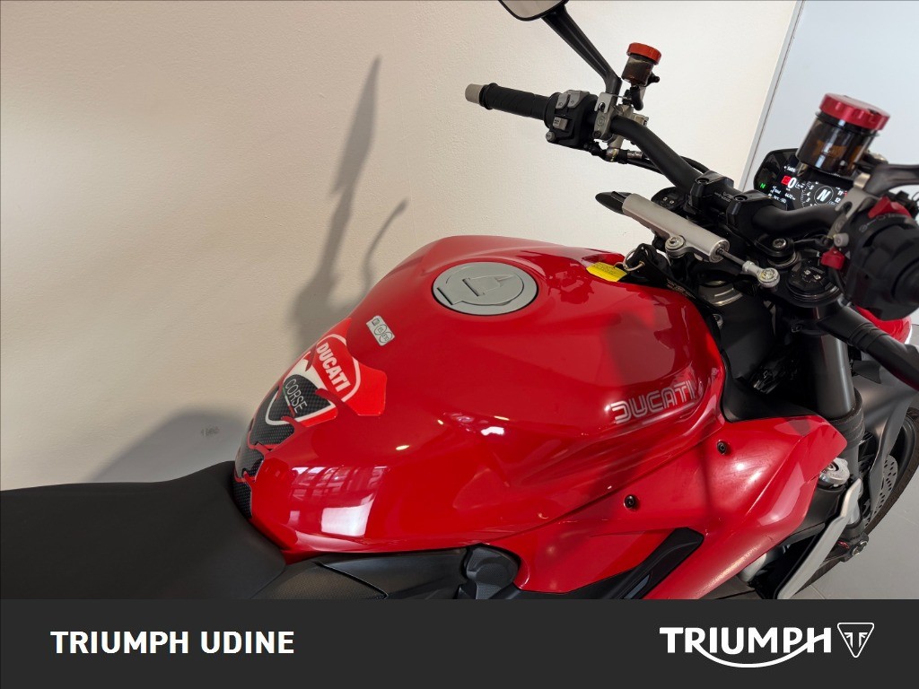 DUCATI Streetfighter V2 955 Red