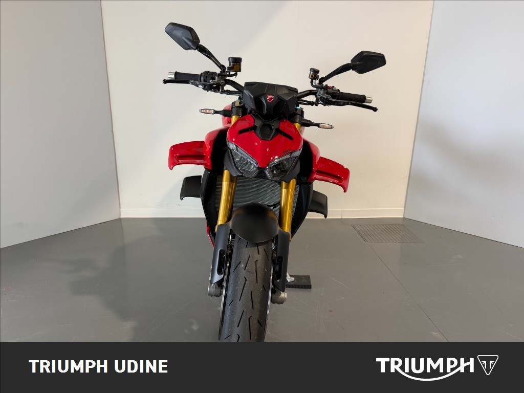 DUCATI Streetfighter V4 1100 S Red